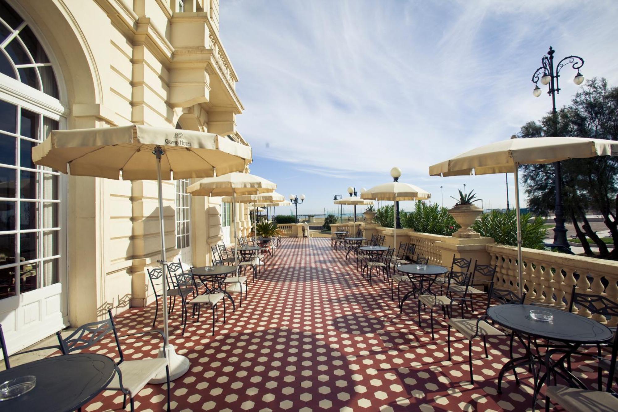 Grand Hotel Cesenatico Dış mekan fotoğraf