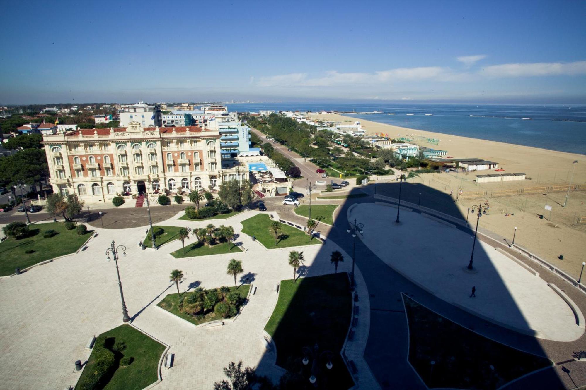 Grand Hotel Cesenatico Dış mekan fotoğraf